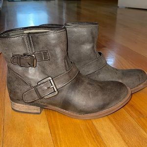 Ankle boot